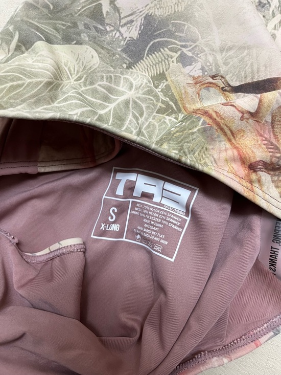 NWT Ta3 S Xlong plungey triangle contour cheeky swimsuit - Picture 4 of 12